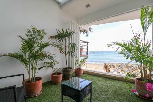 Las Pocitas Apartment | Marina by Wynwood House