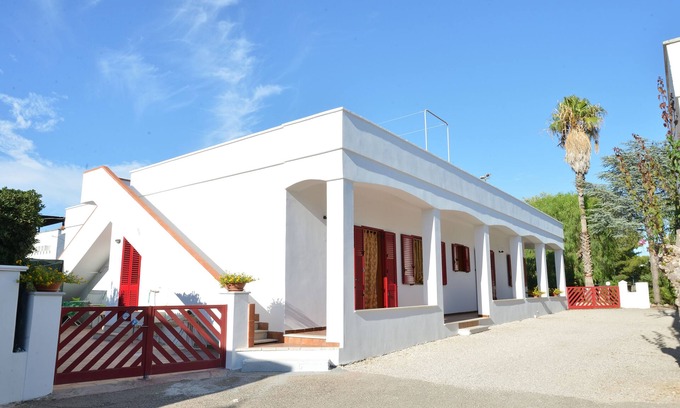 Marina di Mancaversa House | Marina Di Mancaversa: Apartment/flat - Marina di Mancaversa (Taviano) - House with garden