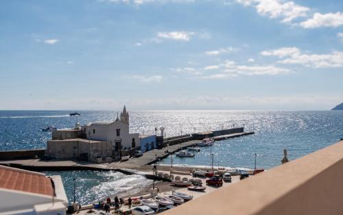 Lipari Historic Centre Apartment | Marina Palace Apartments & Terrace