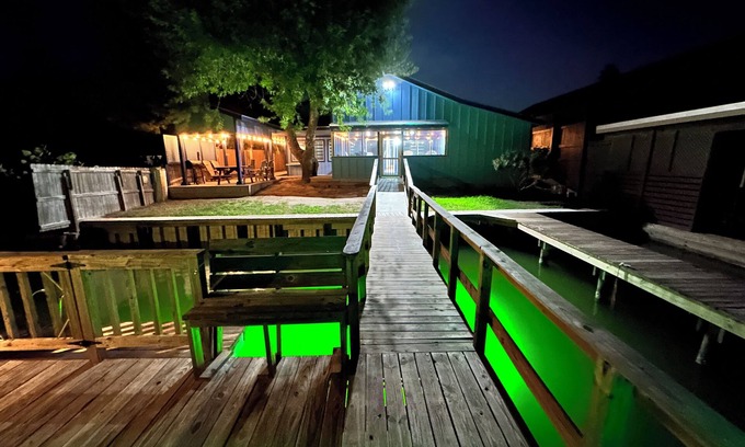 Arroyo City Cabin | Marina’s Cozy Cottage. Family friendly with cold AC in summer and warm winters!