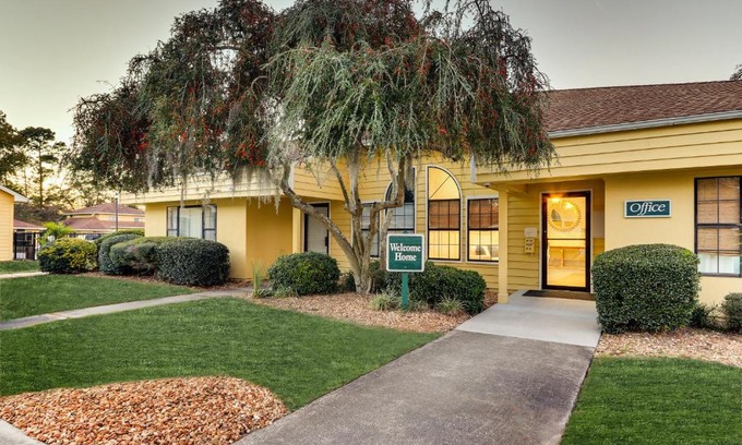 Kingsland Hotel | Mariners Suites - Kingsland