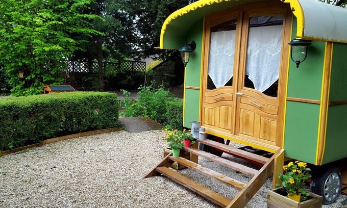 Loches House | MARIPOSA trailer ---