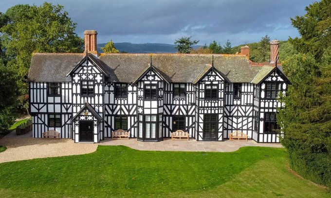 Montgomery House | Marrington Hall in Montgomery