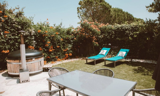 Saint-Laurent-d'Aigouze Apartment | Marselan - Mas des Jeux Holiday Homes