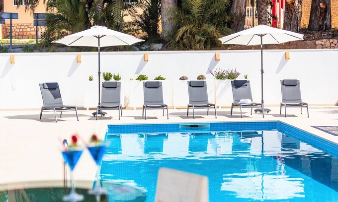 Urbanitzacio la Fustera Apartment | MARTA BEACH 3 – Apartment near the Ecological Trail and Cala La Fustera