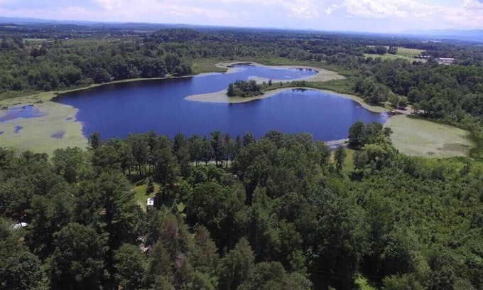 Valatie House | Martin Van Buren lake Cottage 2