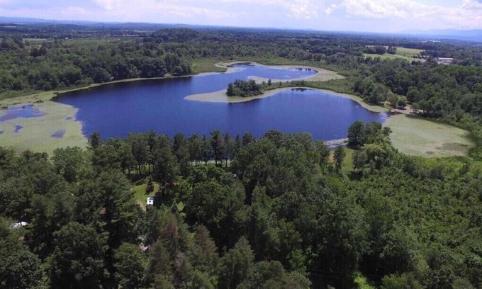 Valatie Cottage | Martin Van Buren lake cottage 1