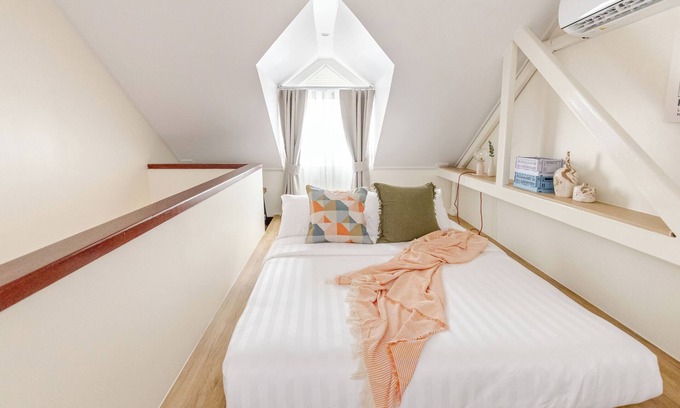 Chakkrawat House | Marvelous 2-bedroom house with AC in Krung Thep Maha Nakhon