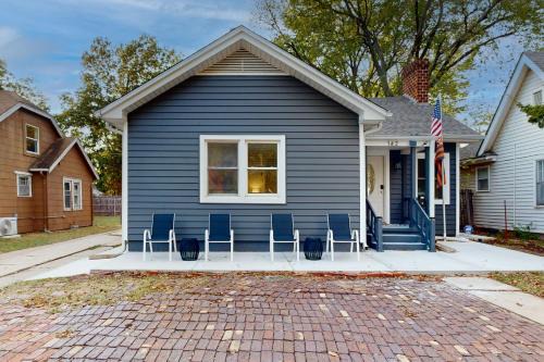 Stillwater House | Marvin's Manor