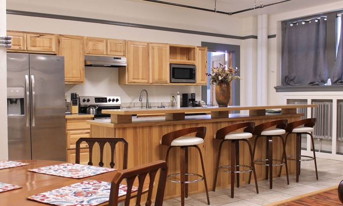 Dillon Apartment | Mary Innes Lofts #1, Dillon, MT - 1BD
