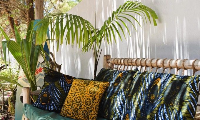 Bwejuu Beach House | Maryam Garden Apartments & Villa