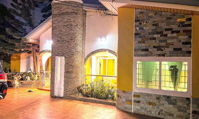 Osu Klottey House | Maryluxe Stays, Fully furnished 6-bedroom house in West hills - Accra Ghana