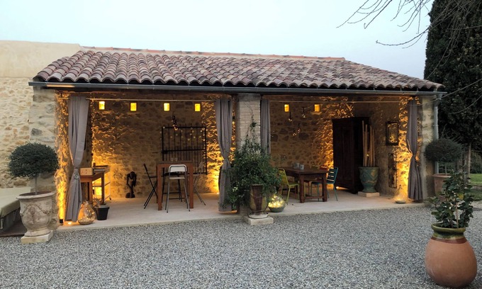 Mondragon Other | Mas en Provence spring basin and walled garden