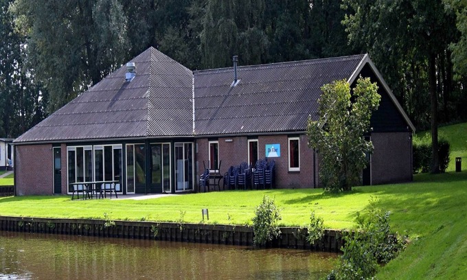 Gasselternijveen House | Massive Family Bungalow