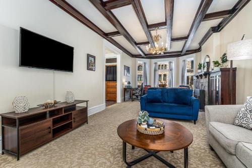 Dubuque Apartment | Masterpiece on Main 1