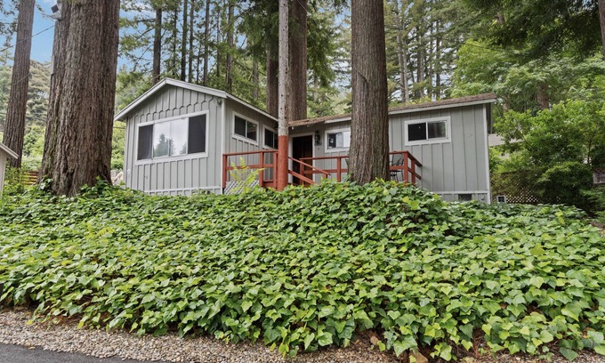 Boulder Creek Cabin | Mavrik - Cain Masoods Lodge