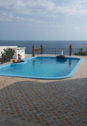 Jacmel Bed & Breakfast | Maxanika
