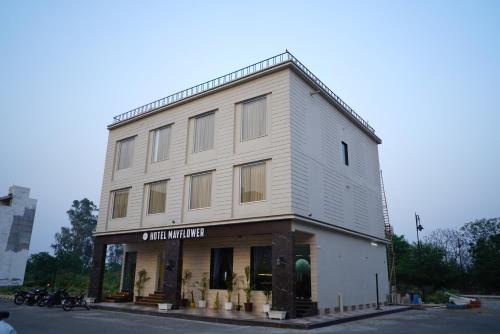 Amritsar Hotel | Mayflower Hotel