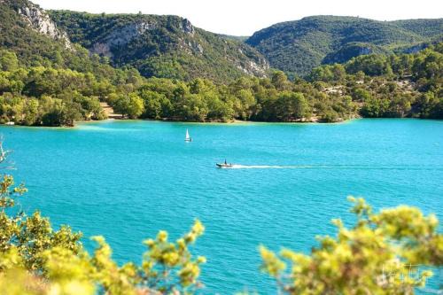 Saint-Martin-de-Bromes House | Mazet de vacances residence l espai