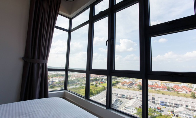 Setia Tropika Apartment | Mdm Woon's at D'Secret Garden