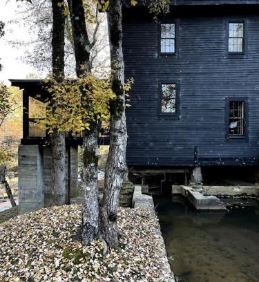 Lee County House | Meadows Mill House I