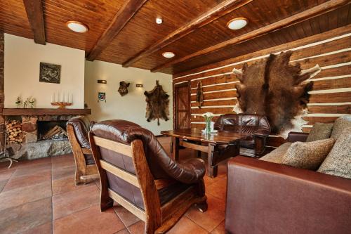 Kunioniai Resort | Medžiotojų Sostinė