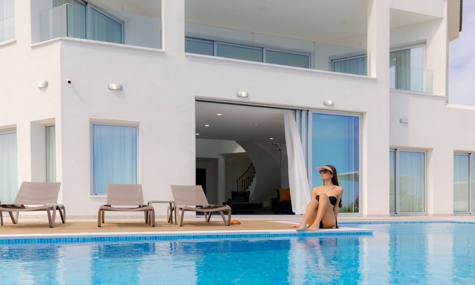 Agios Theodoros Villa | Mediterranean Dream Beachfront Villa