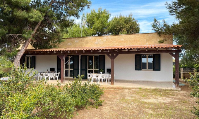 Capilungo House | Mediterranean Villa in Capilungo – Steps from the Sea, Surrounded by Nature