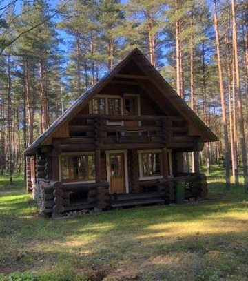 Hiiu House | Meelste puhkemajad Tahkunas- Sõnn ja Lõvi