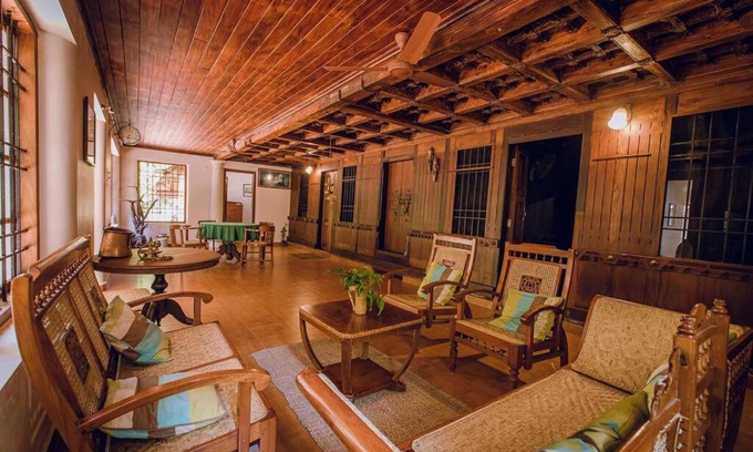 Perumbaikad House | Meenachil Creek Homestay