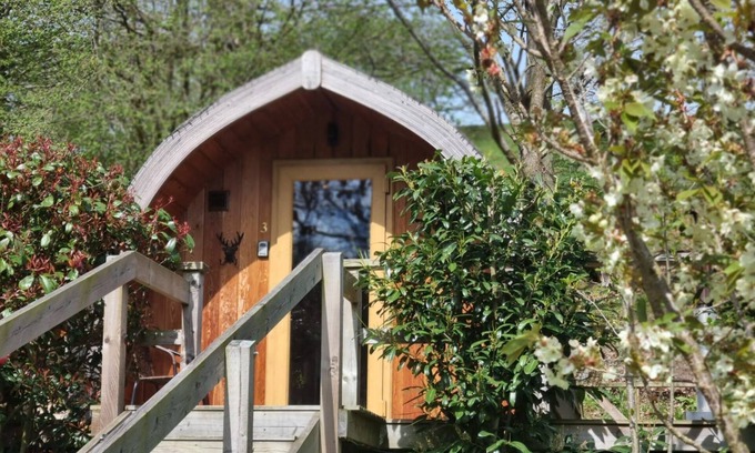 Marshbrook Apartment | mega pod 5 - a mega pod that sleeps 4 guests in 1 bedroom