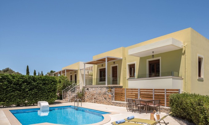 Maroulas Villa | Mela Villas