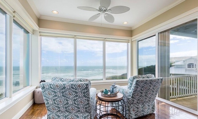 Melbourne Beach Villa | Melbourne Beach Oceanfront Villa w/Pool