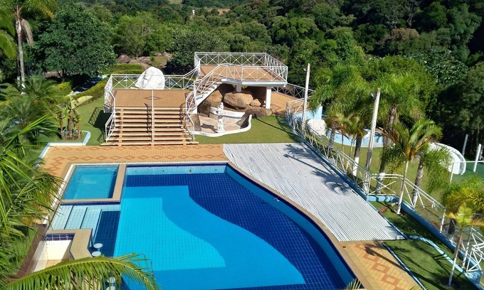 Piedade House | Melhor Sitio Para Você Comemorar sua Festa! Luxo Elegância em Meio a Natureza