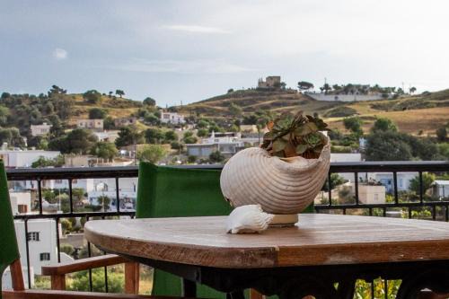 Alinda House | Melitini's House