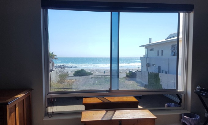 Melkbosstrand House | Melkbosch Guesthouse
