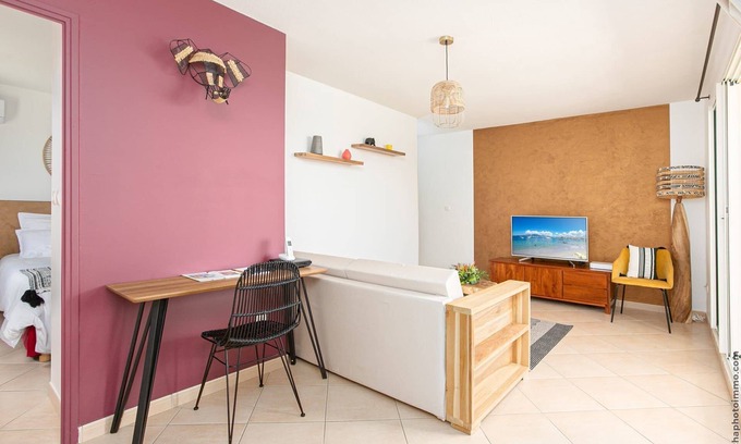 Ducos Apartment | Mellow Yellow - Apartment Martinique Center ☆