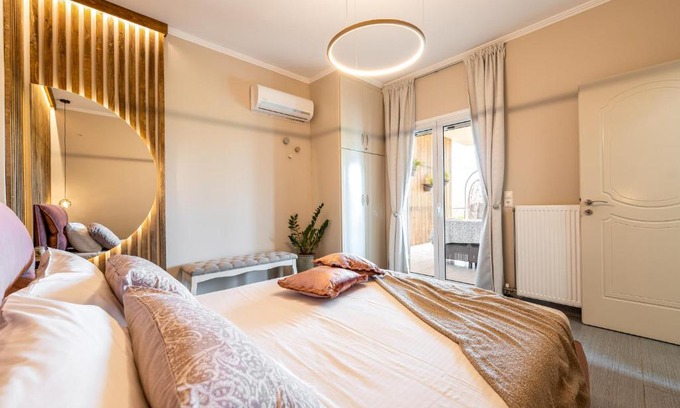 Aigialeia House | Meltemi Beach House - a seaside Luxury maisonnette