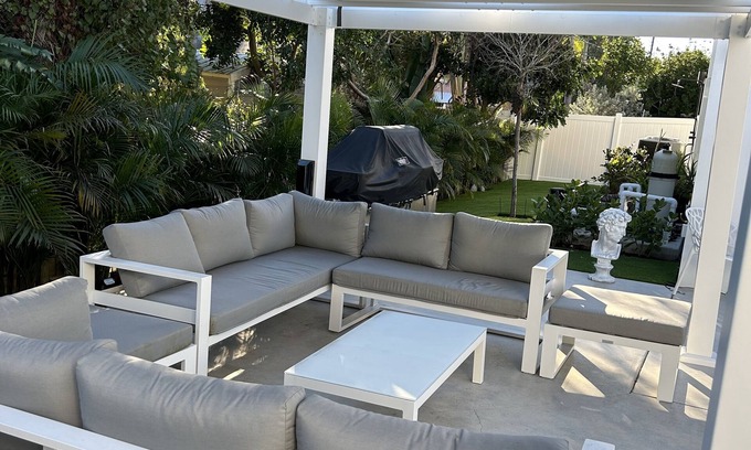 South Middle River House | Men Only Clothing Optional Guesthouse near Wilton Manors