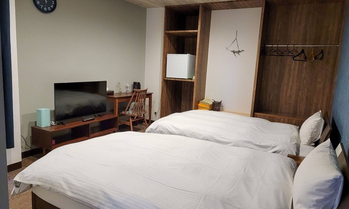 Tsuruya Machi Hotel | Men only First Inn Takamatsu can accommodate up /Takamatsu Kagawa