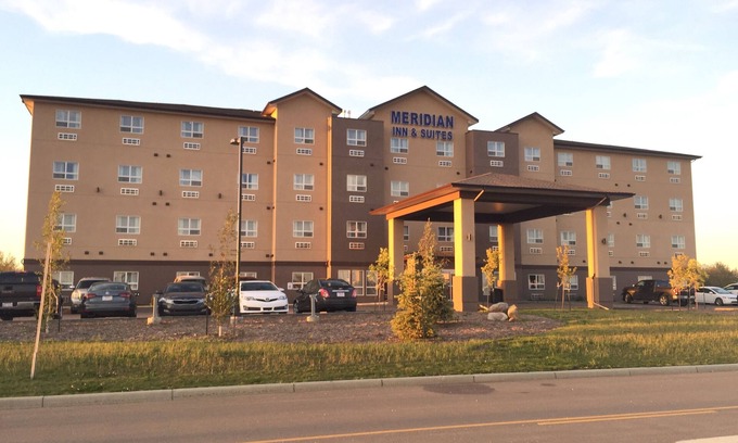 County of Vermilion River Hotel | Meridian Inn & Suites Lloydminster