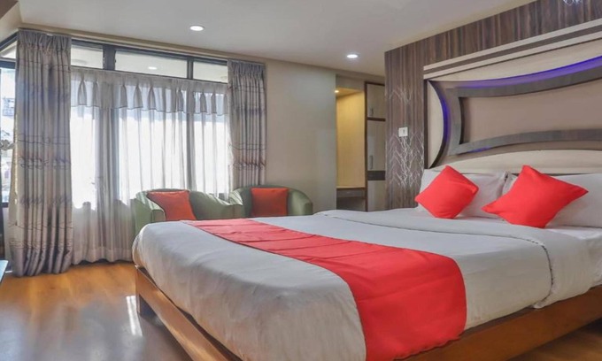 Sinamangal Hotel | MeroStay 032 Hotel Marinha