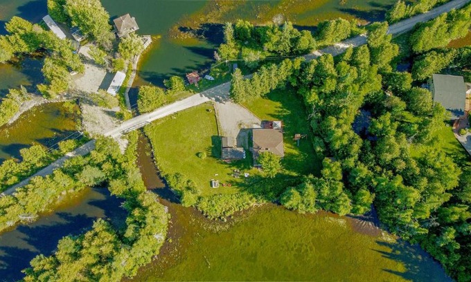 Caledon House | Mesmerising Cottage In Caledon