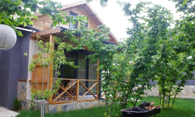 Sile Apartment | Mesmerizing Tiny House On Riverside in Agva