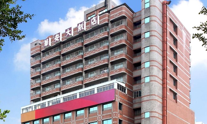 Douliou Hotel | Metro Hotel - Howard Group