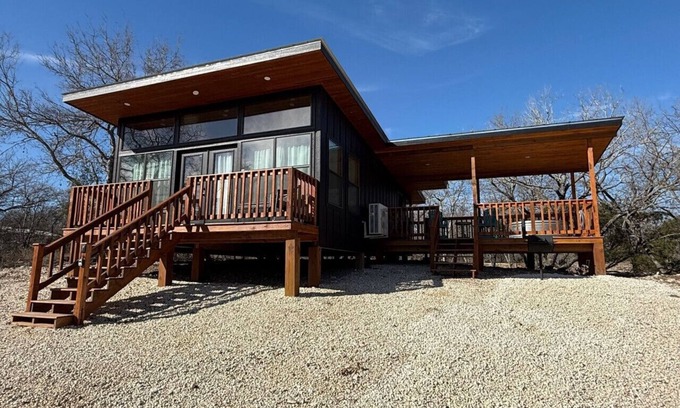 Uvalde Cabin | Mexico-themed cabin in Texas Hill Country on the Nueces River
