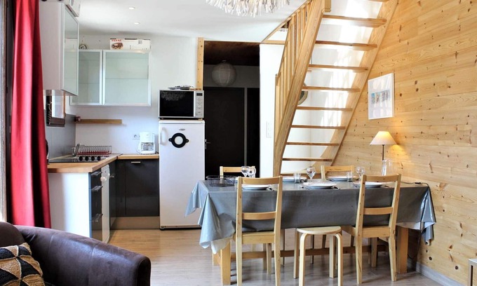 Risoul Apartment | Mezzanine apartment for 6, ski-in/ski-out, Risoul