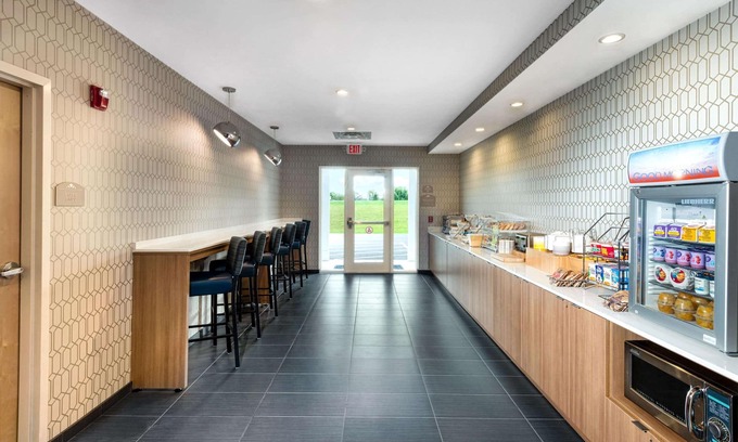 Farmington Hotel | Microtel Inn & Suites by Wyndham Farmington
