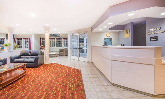 Verdigris Hotel | Microtel Inn & Suites by Wyndham Claremore