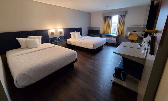 Milford Hotel | Microtel Inn & Suites by Wyndham Milford